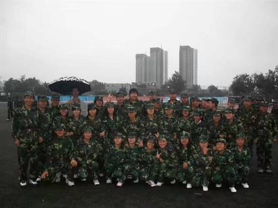 14届金沙js6666登录入口（心理学）军训 (2).jpg